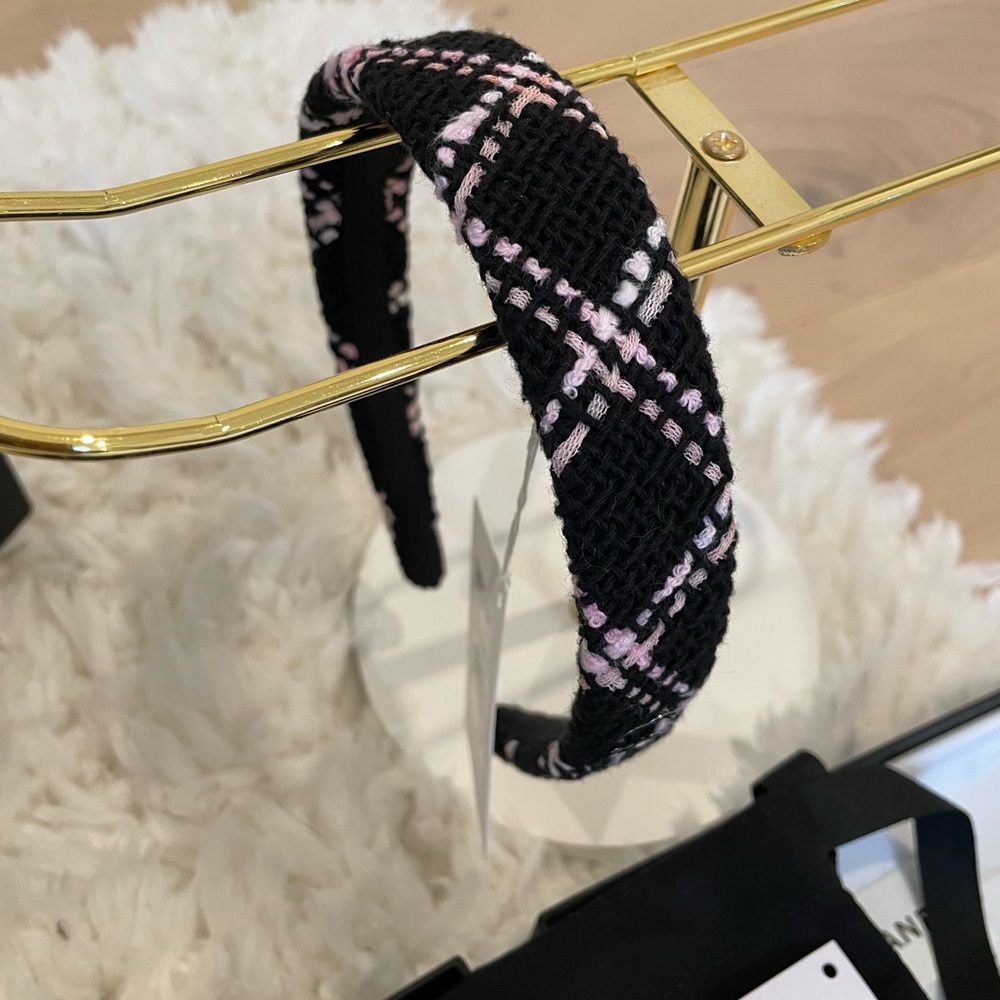 NWT CHANEL 2024 Tweed CC Headband - Picture 9 of 10